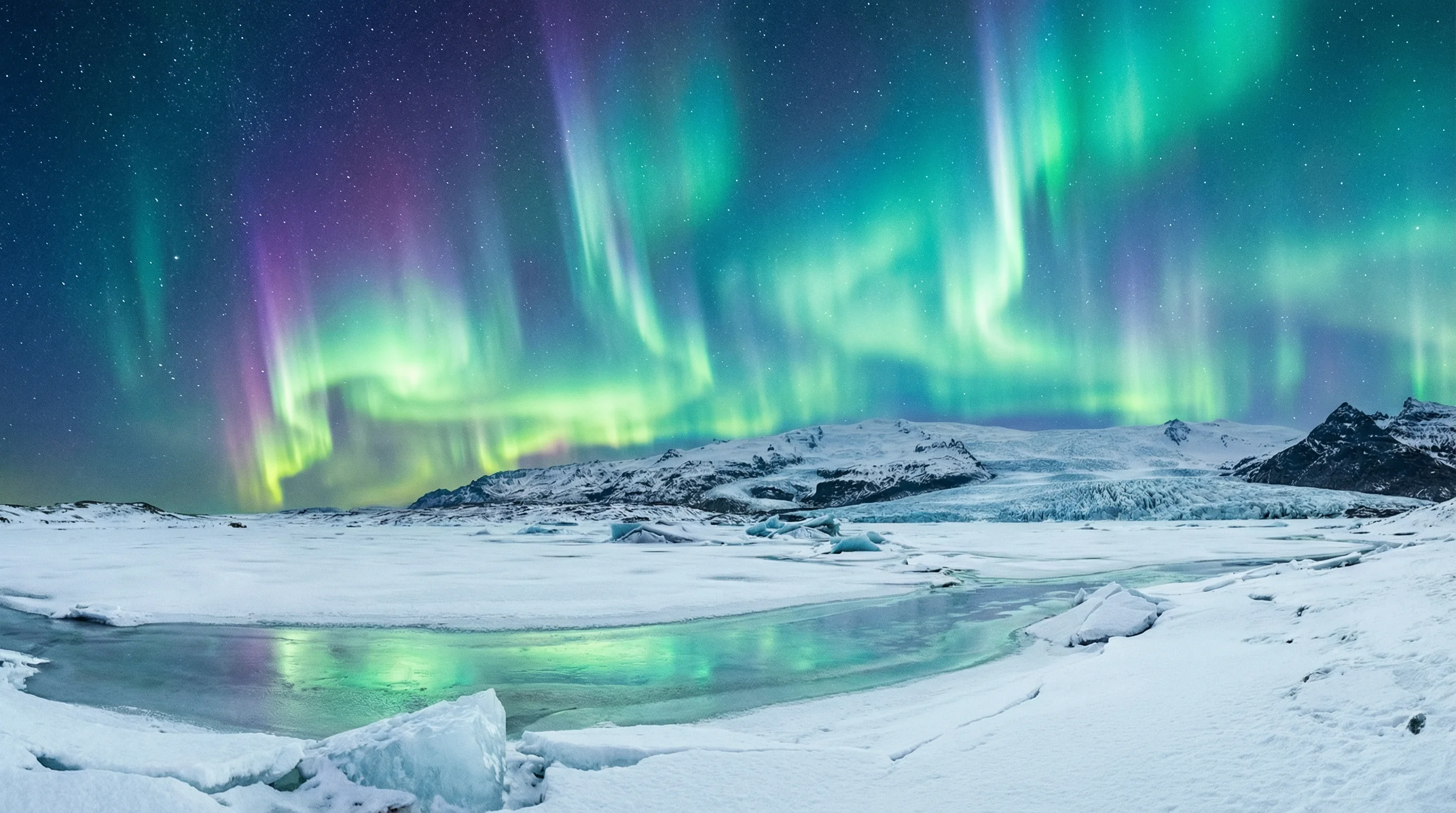 PG电子英雄在极光冰原上仰望星空